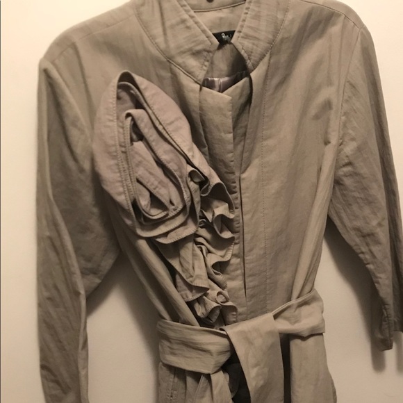 Trendy Jacket!! - Picture 2 of 4